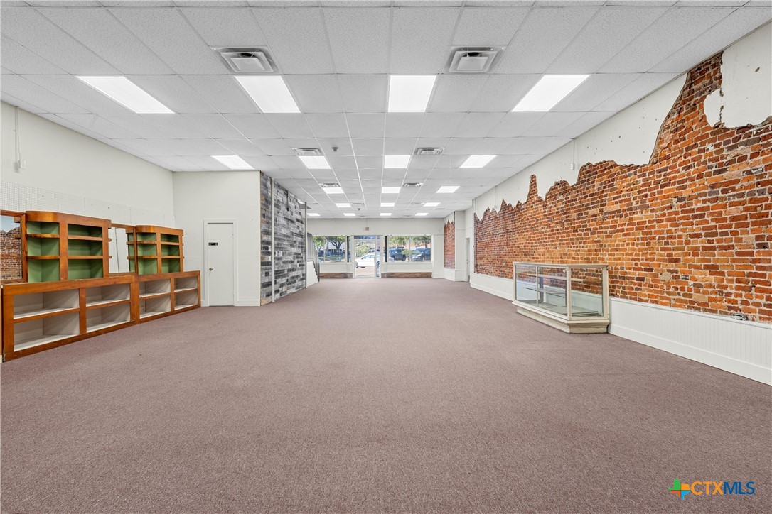 107 West Main Street Cameron, TX 76520 - Photo 21 of 37