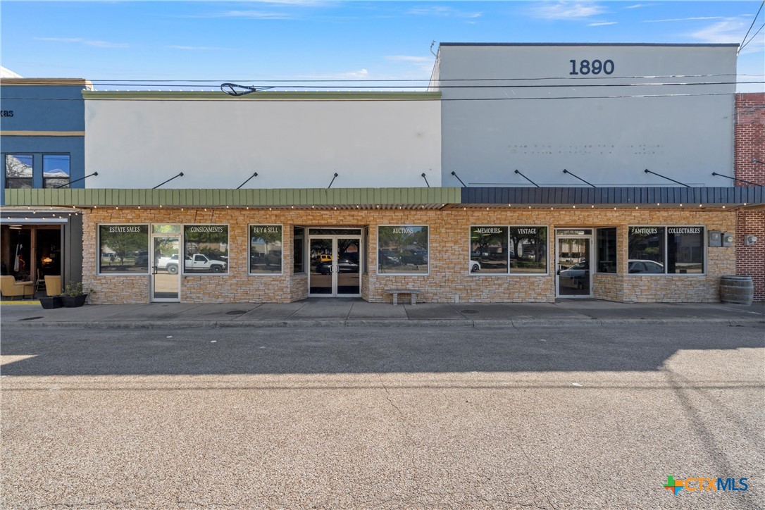 107 West Main Street Cameron, TX 76520 - Photo 6 of 37