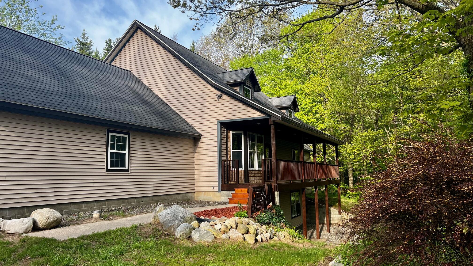 2495 South Beaune Road Ludington, MI 49431 - Photo 3 of 46 IMG_8128