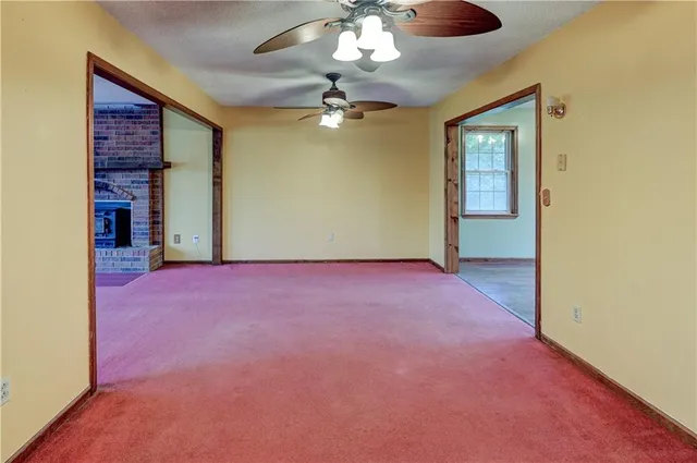 $164,900 | 14831 Crystal Drive, Excelsior Springs, MO 64024