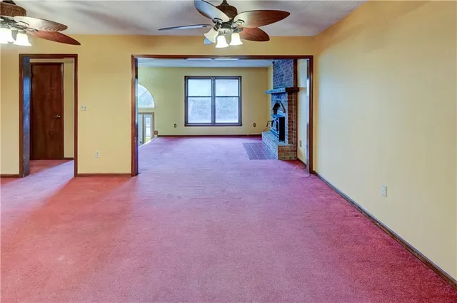 $164,900 | 14831 Crystal Drive, Excelsior Springs, MO 64024