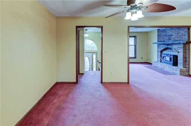 $164,900 | 14831 Crystal Drive, Excelsior Springs, MO 64024