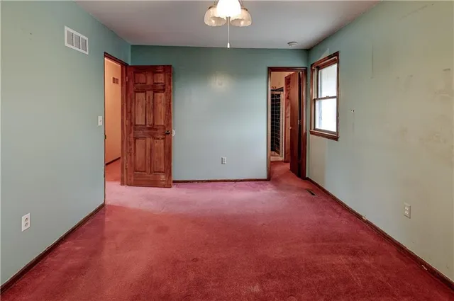 $164,900 | 14831 Crystal Drive, Excelsior Springs, MO 64024