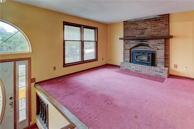 $164,900 | 14831 Crystal Drive, Excelsior Springs, MO 64024