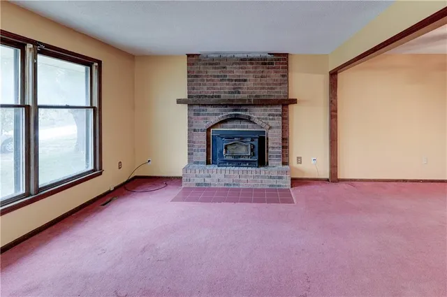 $164,900 | 14831 Crystal Drive, Excelsior Springs, MO 64024