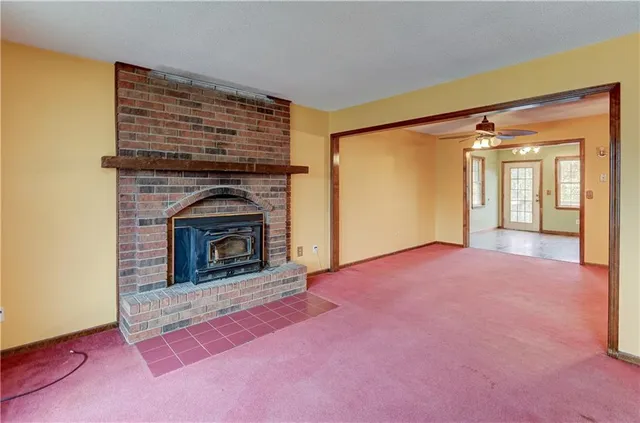 $164,900 | 14831 Crystal Drive, Excelsior Springs, MO 64024