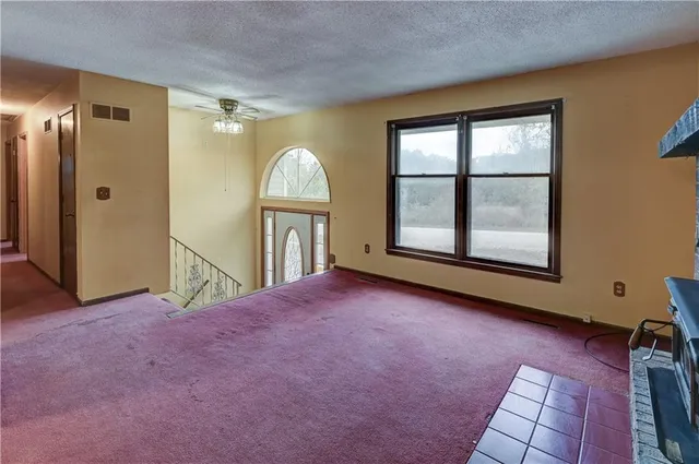 $164,900 | 14831 Crystal Drive, Excelsior Springs, MO 64024