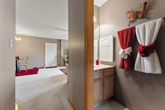 $171,000 | 2035 West 75th Place, Unit 21, Merrillville, IN 46410