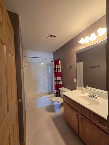 $171,000 | 2035 West 75th Place, Unit 21, Merrillville, IN 46410