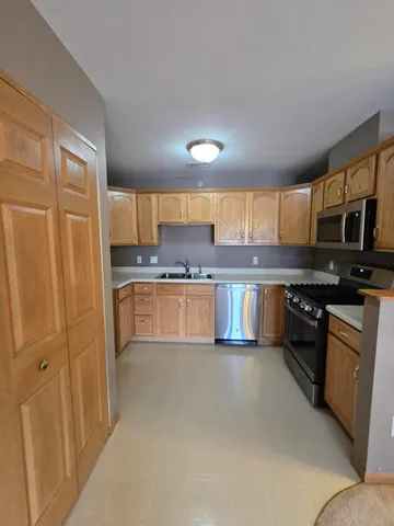 $171,000 | 2035 West 75th Place, Unit 21, Merrillville, IN 46410