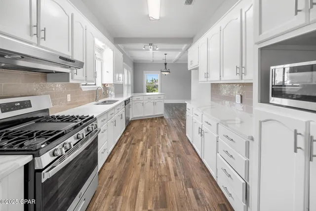 $349,500 | 1119 New York Avenue, Lynn Haven, FL 32444