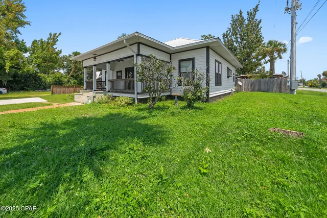 $349,500 | 1119 New York Avenue, Lynn Haven, FL 32444