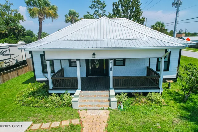 $349,500 | 1119 New York Avenue, Lynn Haven, FL 32444