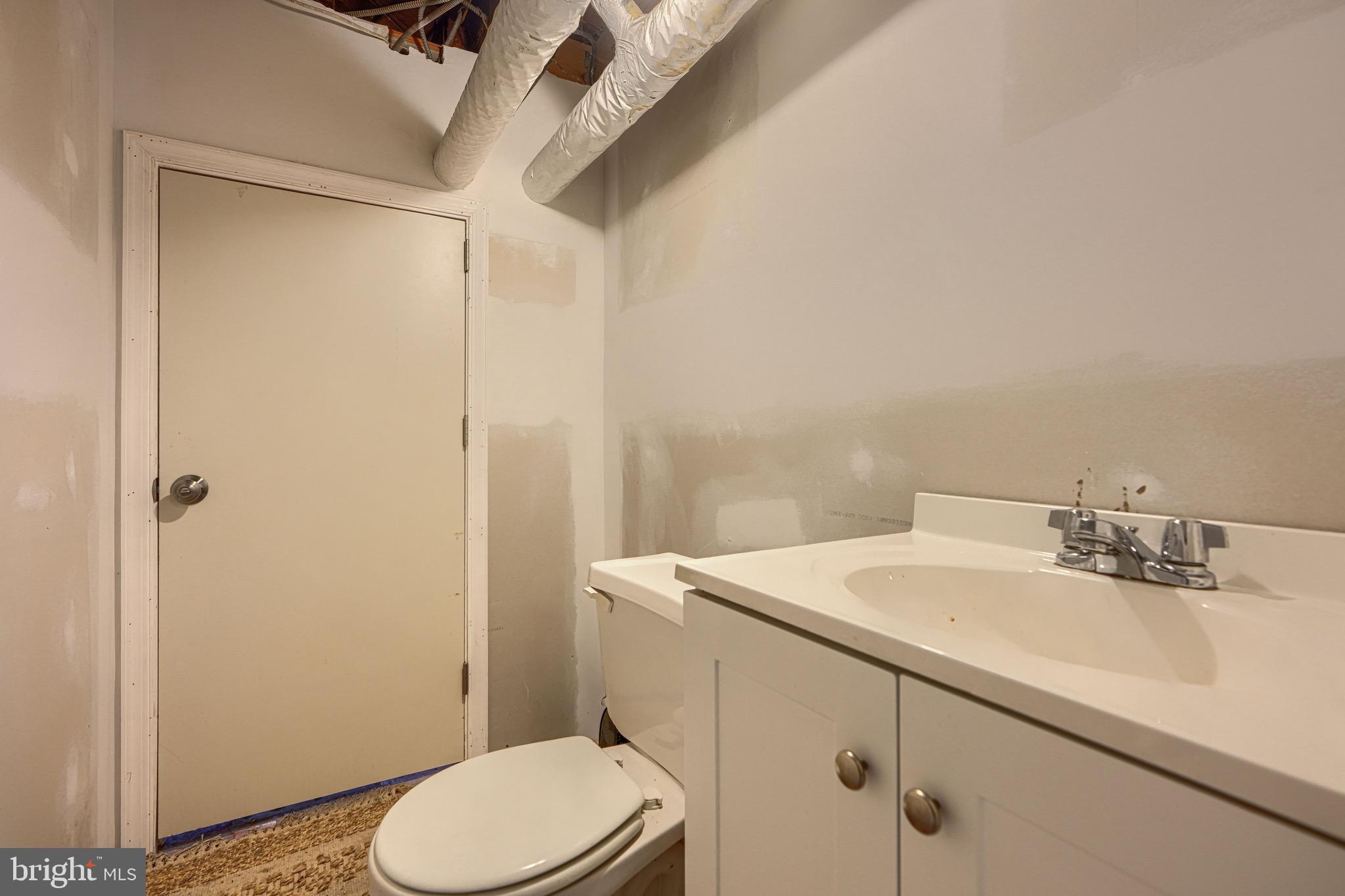 4606 Cedar Garden Road Baltimore, MD 21229 - Photo 46 of 46