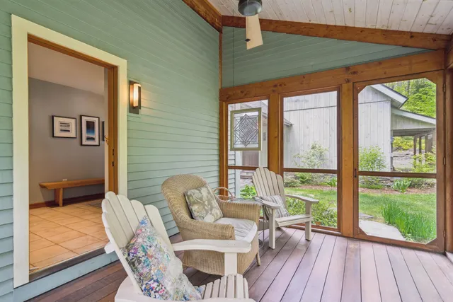 $1,395,000 | 683 Reservoir Road, White River Junction, VT 05001