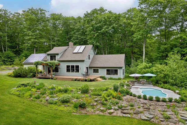 $1,395,000 | 683 Reservoir Road, White River Junction, VT 05001