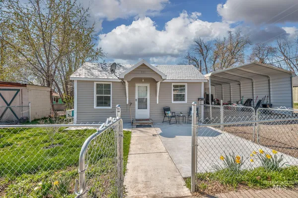 $179,900 | 331 East 4th Street, Weiser, ID 83672