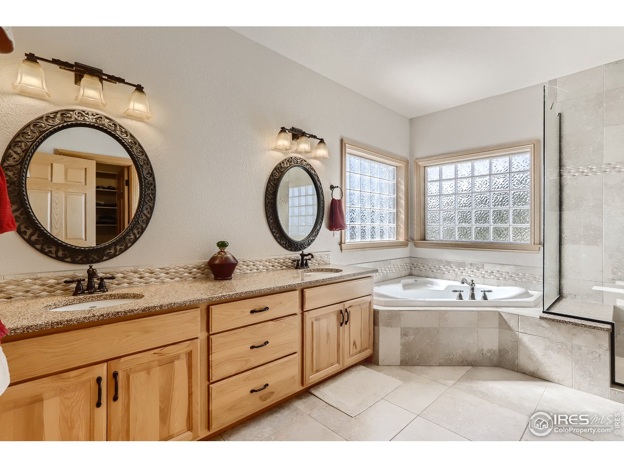 315 Sandstone Drive Lyons, CO 80540 - Photo 15 of 39