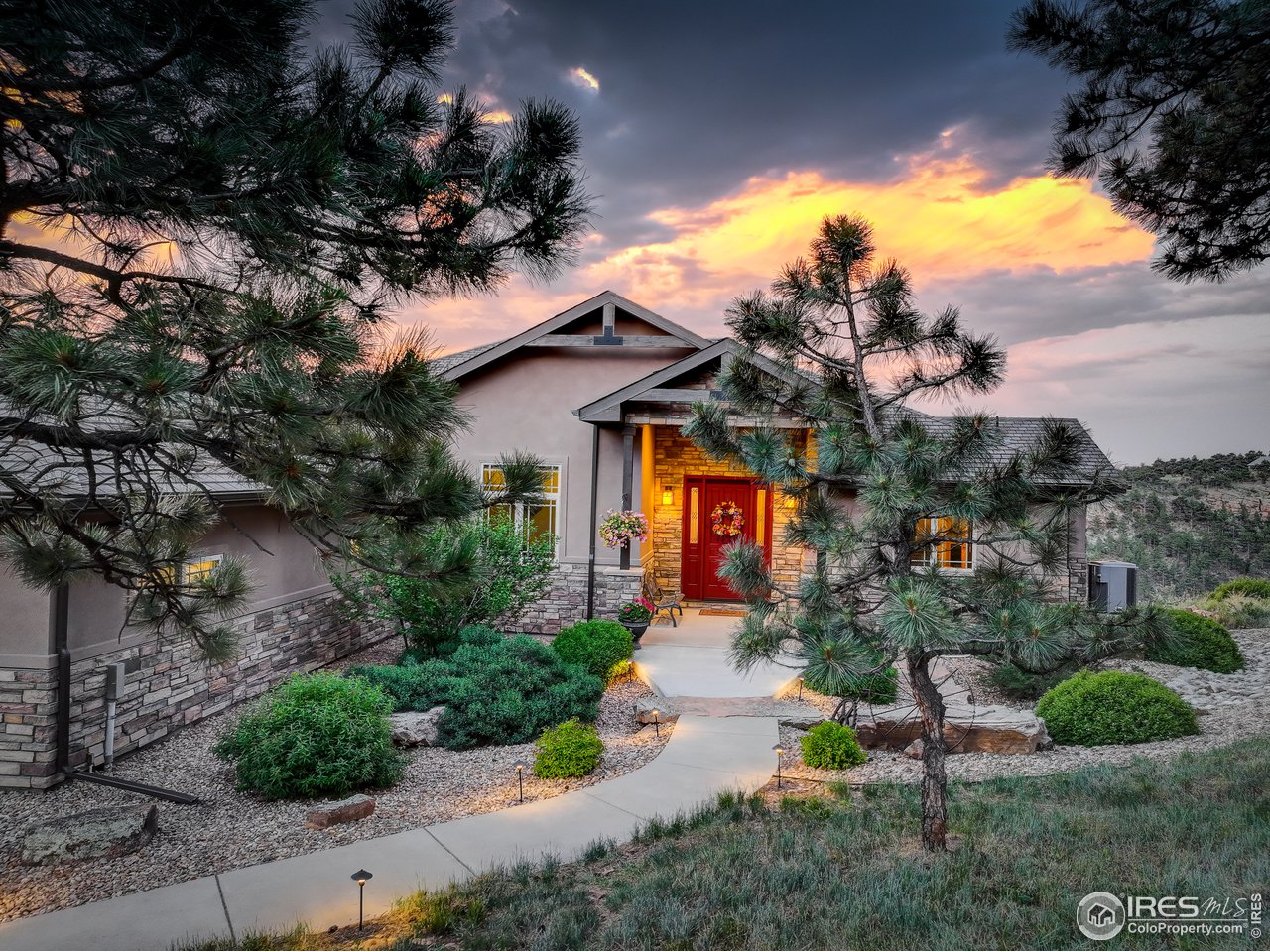 315 Sandstone Drive Lyons, CO 80540 - Photo 2 of 39
