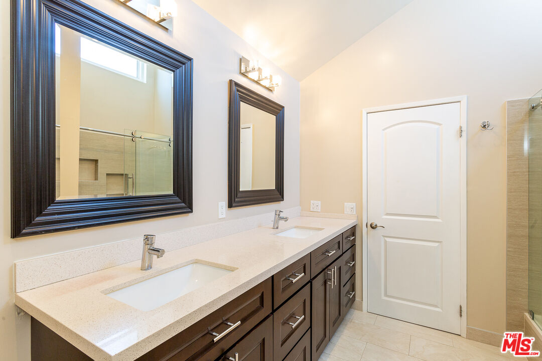 910 19th Street, Unit 111 Santa Monica, CA 90403 - Photo 22 of 31