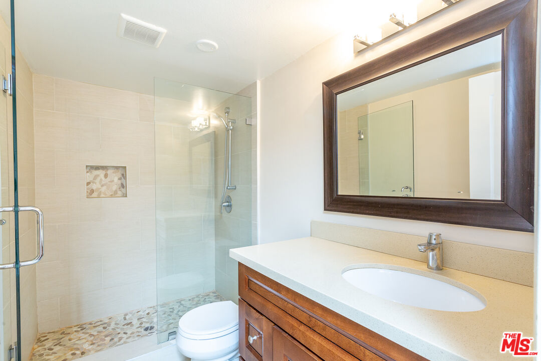 910 19th Street, Unit 111 Santa Monica, CA 90403 - Photo 25 of 31