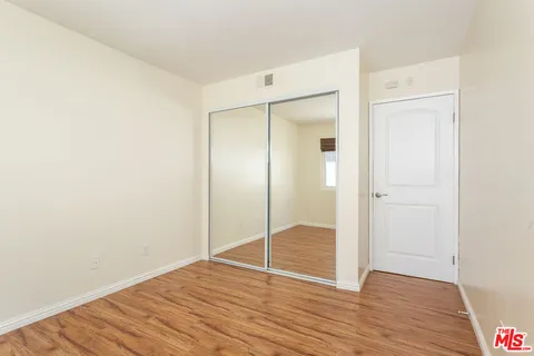 $8,250 | 910 19th Street, Unit 111, Santa Monica, CA 90403