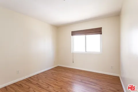 $8,250 | 910 19th Street, Unit 111, Santa Monica, CA 90403