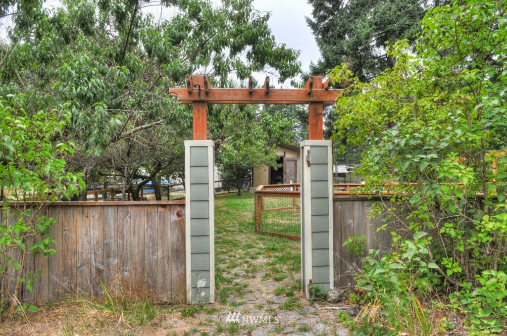 15202 Sidney Road Southwest Port Orchard, WA 98367 - Photo 20 of 22 Gallery Image 20