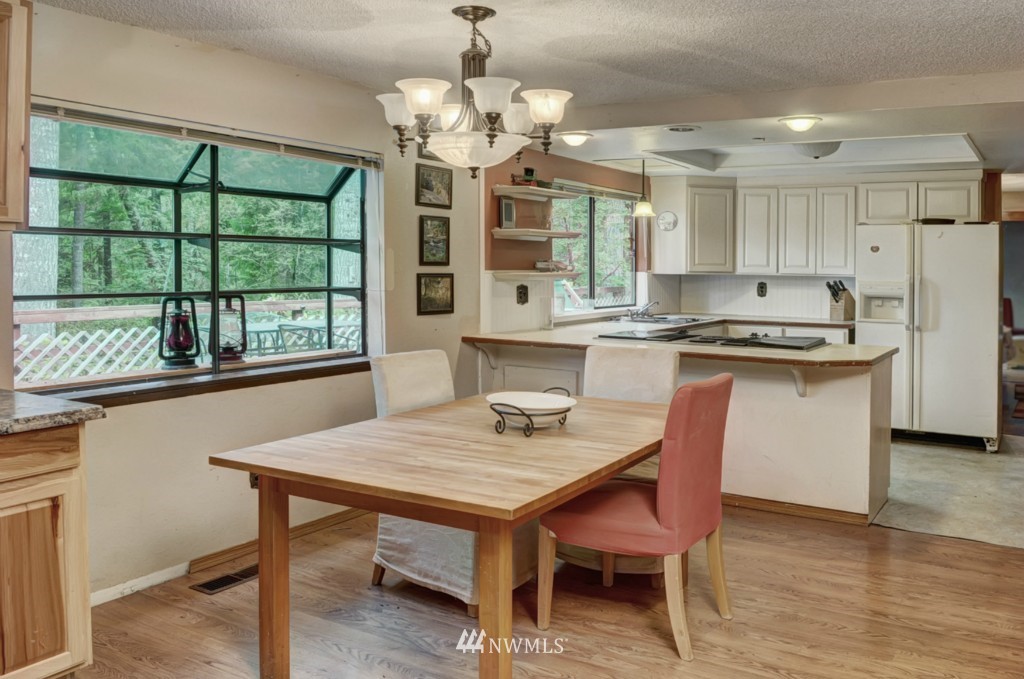 15202 Sidney Road Southwest Port Orchard, WA 98367 - Photo 4 of 22 Gallery Image 4