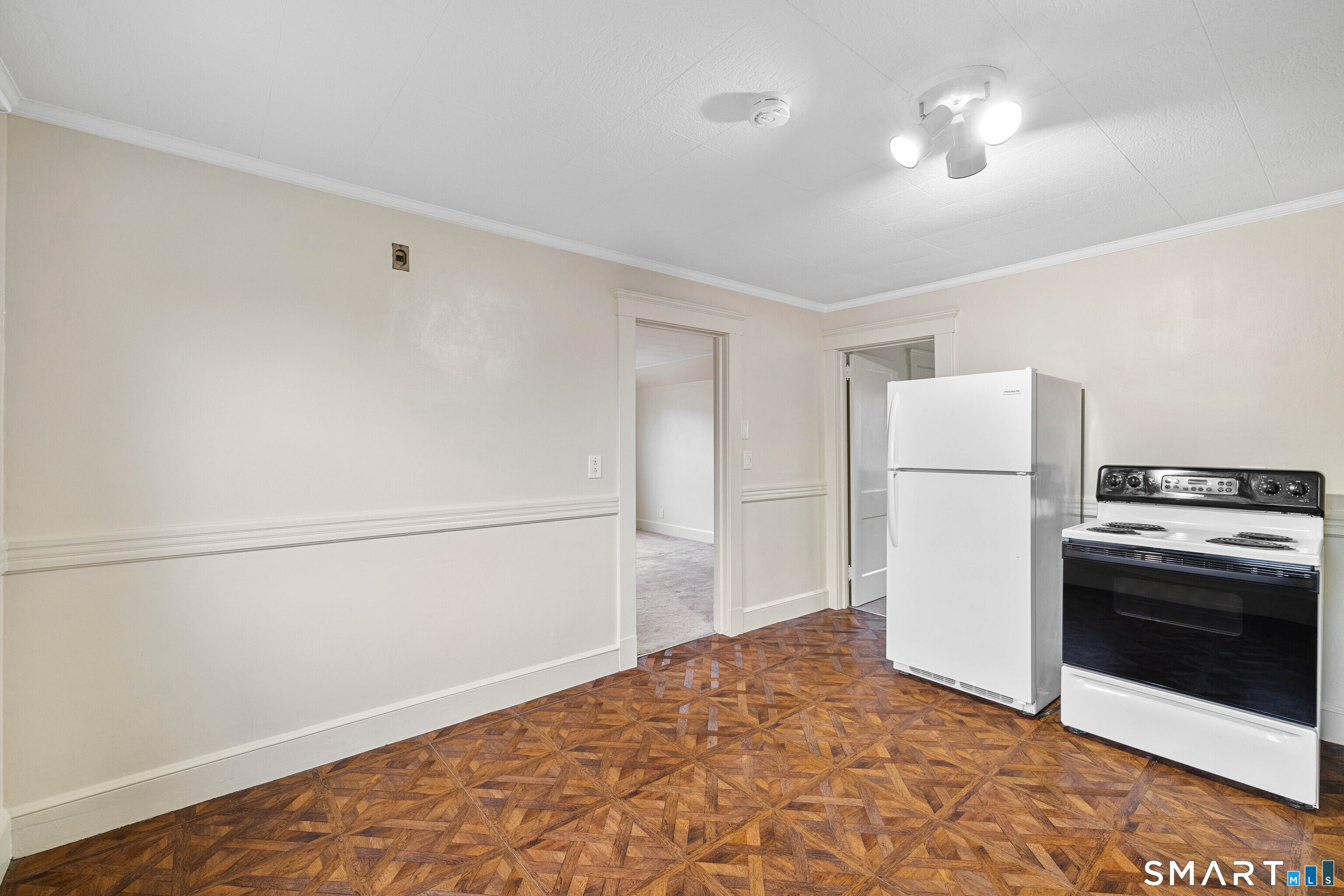 1857 State Street, Unit 3 Hamden, CT 06517 - Photo 8 of 27