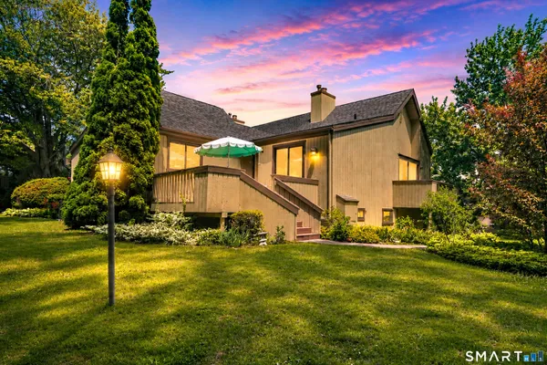 $565,000 | 253 Agawam Drive, Unit A, Stratford, CT 06614