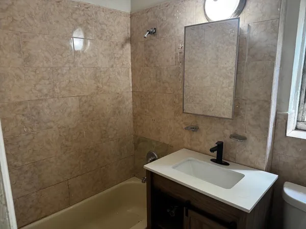 $2,195 | 75 Northwest 84th Street, Miami, FL 33150