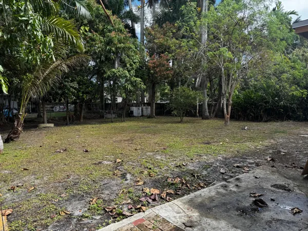 $2,195 | 75 Northwest 84th Street, Miami, FL 33150