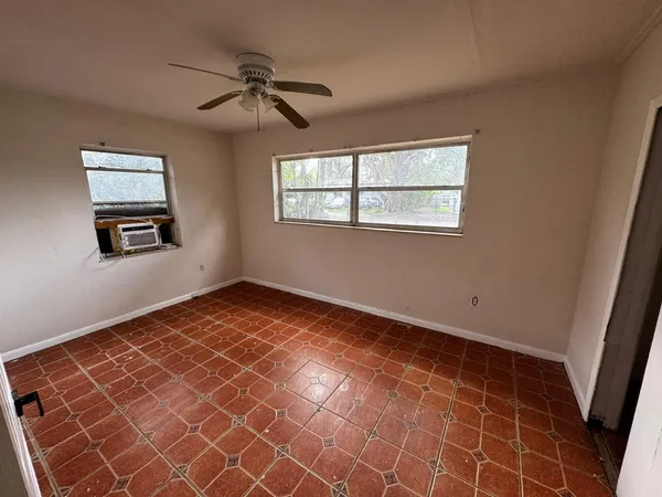 $2,195 | 75 Northwest 84th Street, Miami, FL 33150