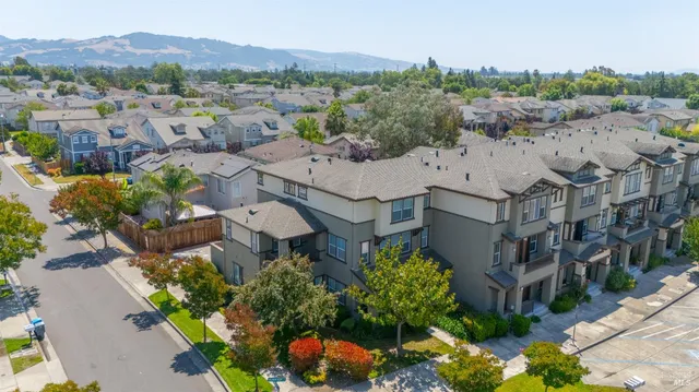 $725,000 | 2778 Coleman Glen Lane, Santa Rosa, CA 95407