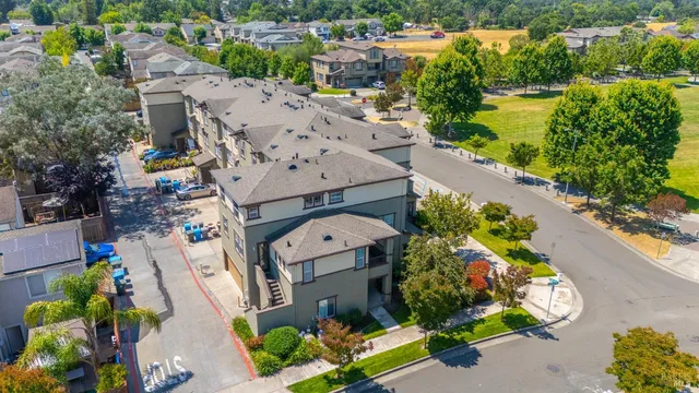 $725,000 | 2778 Coleman Glen Lane, Santa Rosa, CA 95407