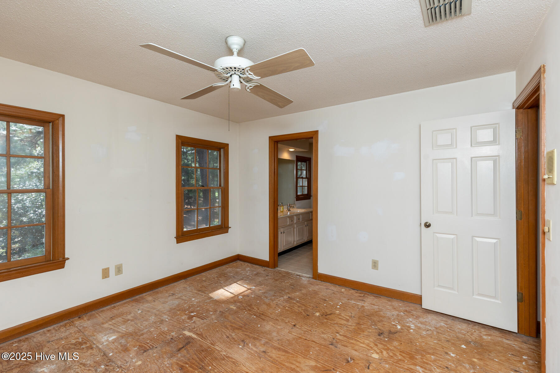 29 Edinburgh Lane Pinehurst, NC 28374 - Photo 24 of 37 upper xbed2-2