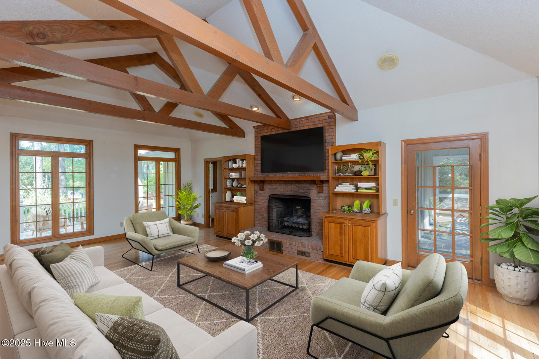 29 Edinburgh Lane Pinehurst, NC 28374 - Photo 3 of 37 living room1 VS