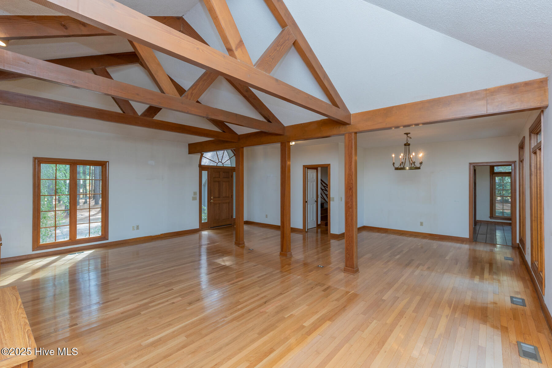29 Edinburgh Lane Pinehurst, NC 28374 - Photo 6 of 37 living room2