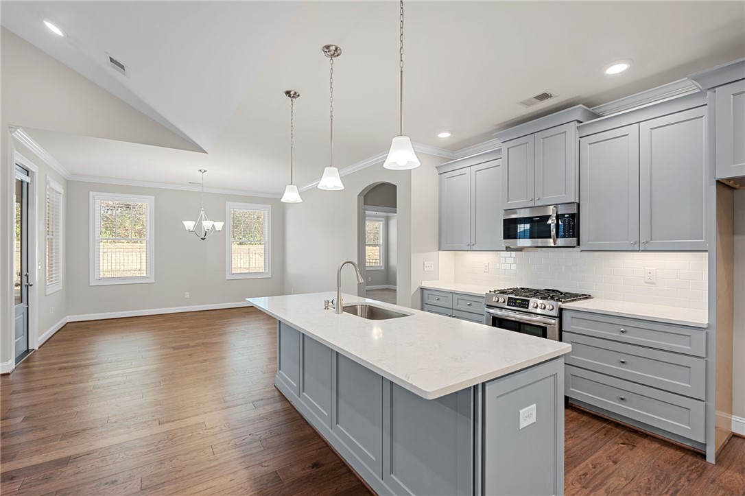 110 Mayfly Way Simpsonville, SC 29680 - Photo 14 of 34