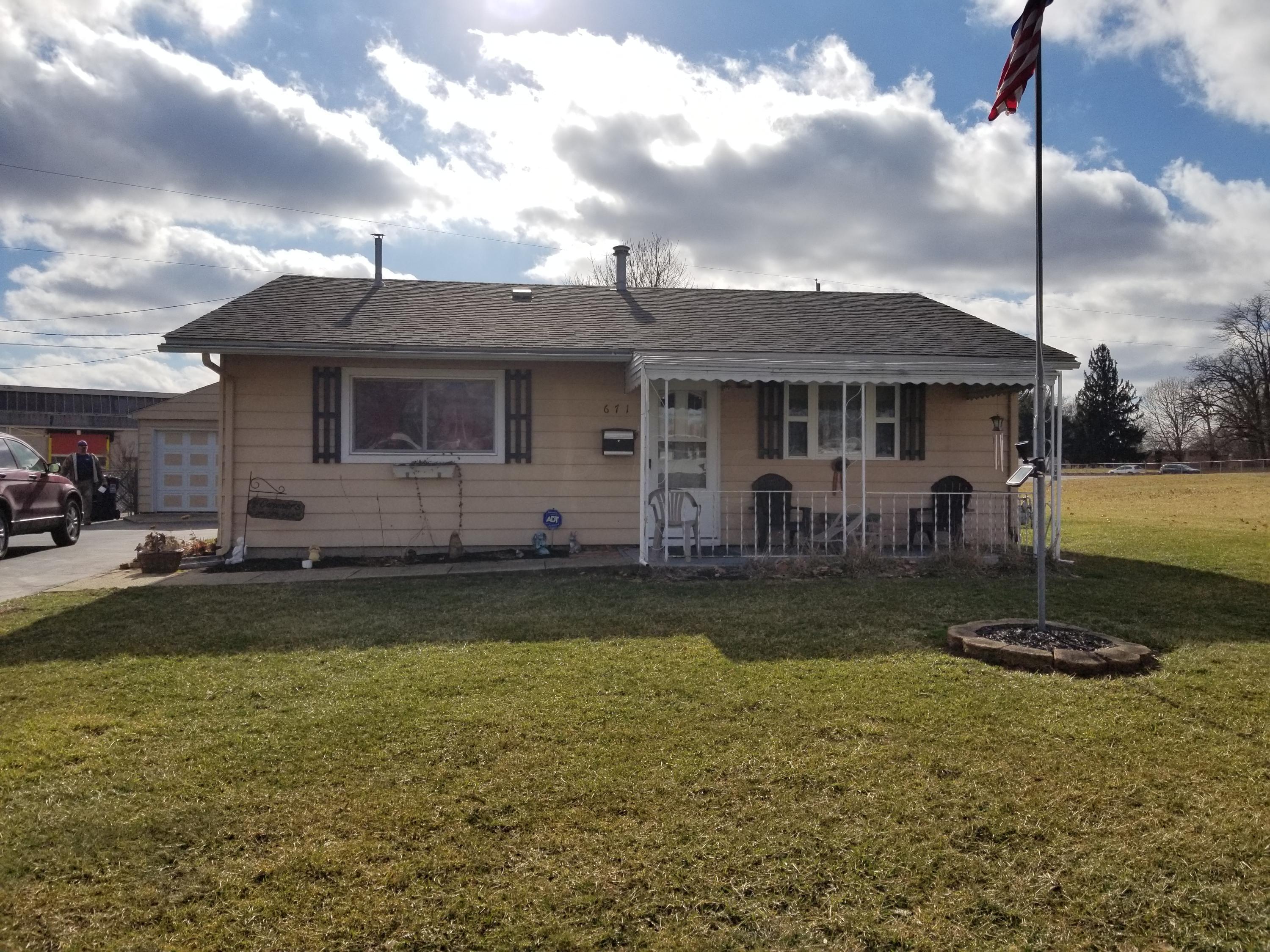 671 Ridgefield Road Newark, OH 43055 - Photo 1 of 17 Gallery Image 1