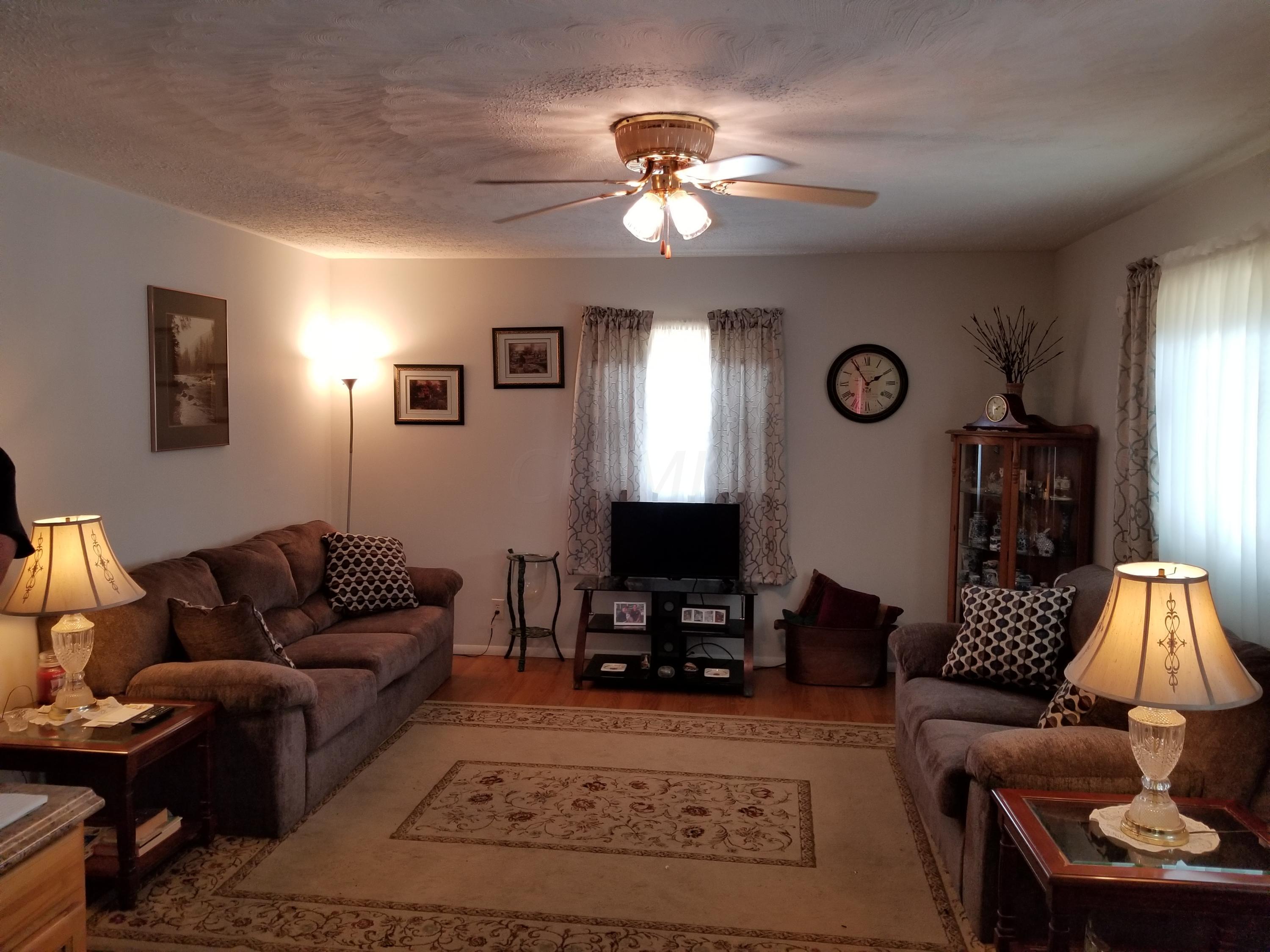 671 Ridgefield Road Newark, OH 43055 - Photo 4 of 17 Gallery Image 4