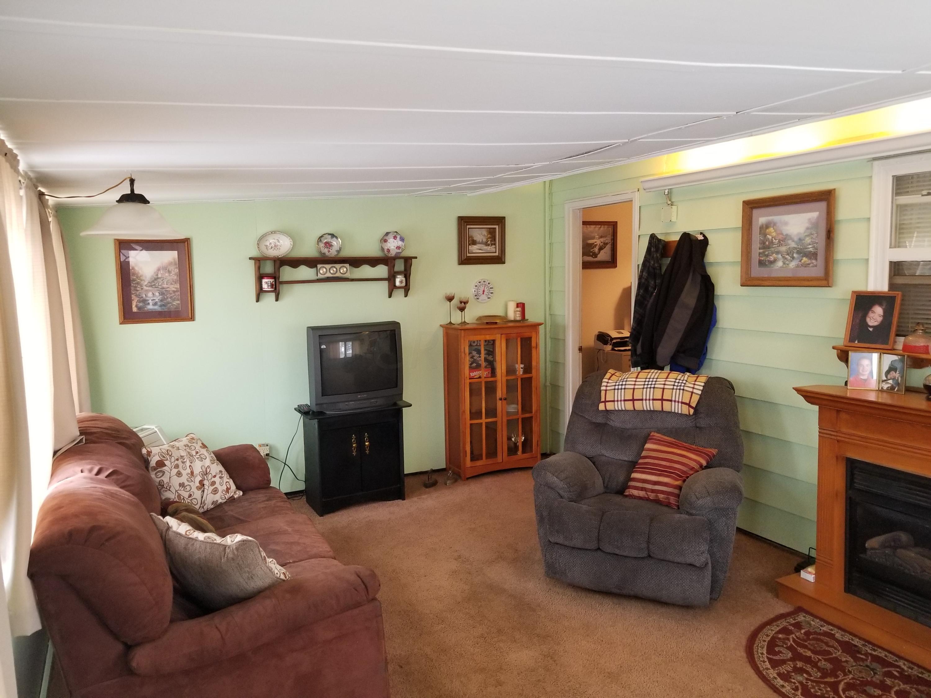 671 Ridgefield Road Newark, OH 43055 - Photo 5 of 17 Gallery Image 5