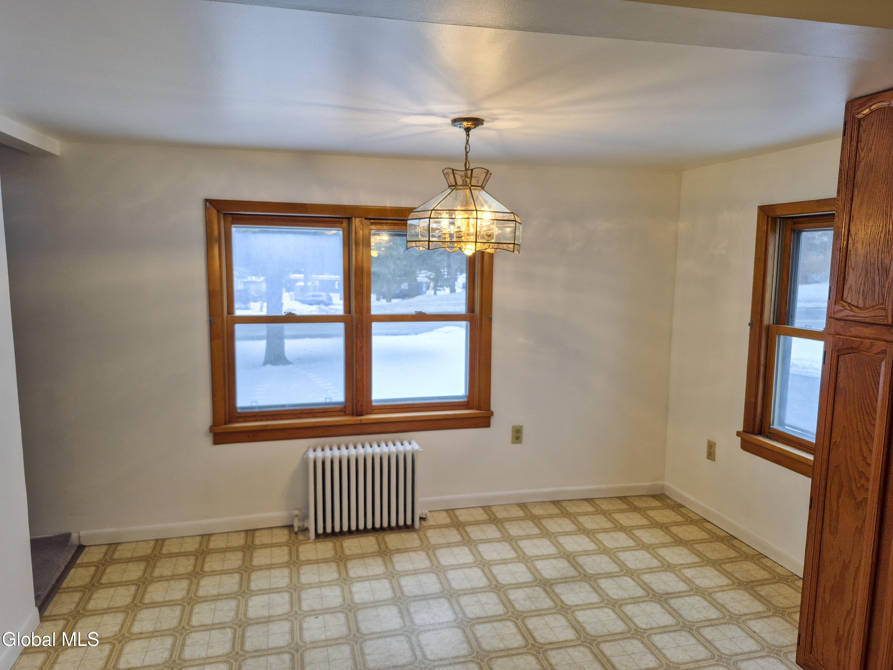 160 Old Plant Road Halfmoon, NY 12065 - Photo 4 of 13 160 old plant-7