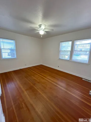 a view of empty room with window