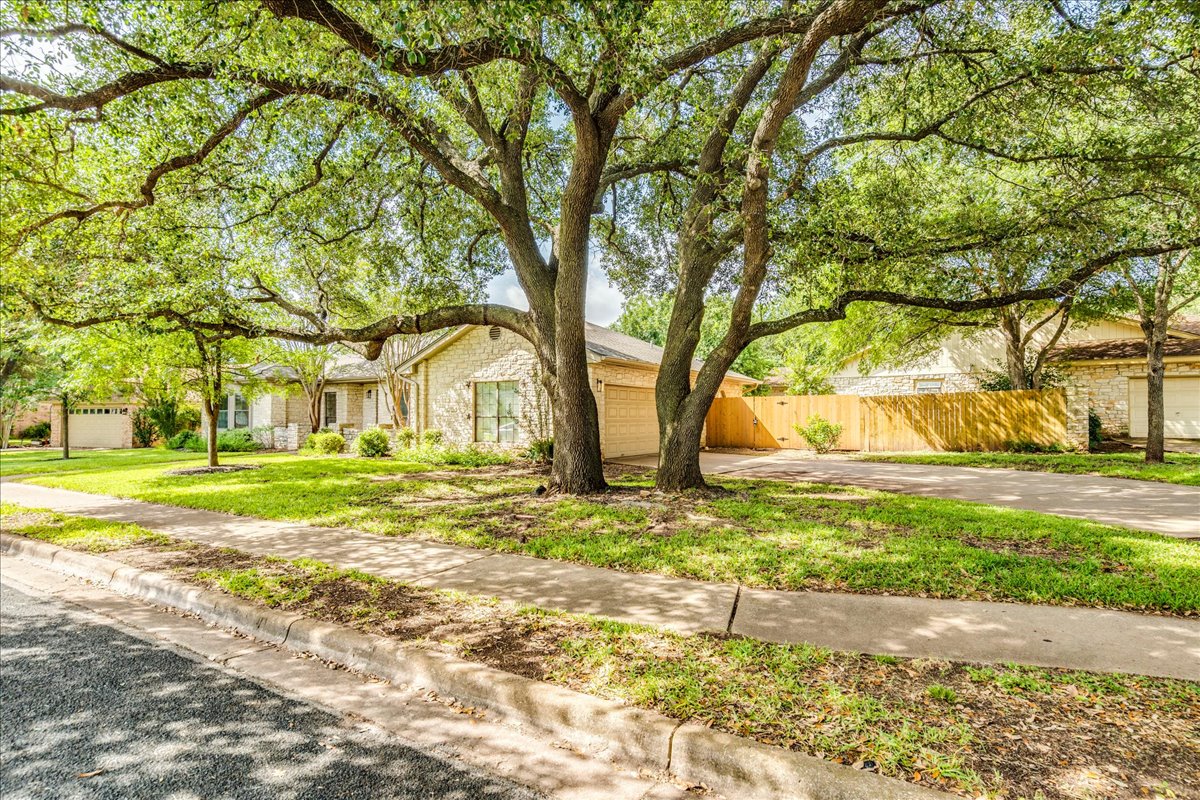 5305 Dry Wells Road Austin, TX 78749 - Photo 33 of 34