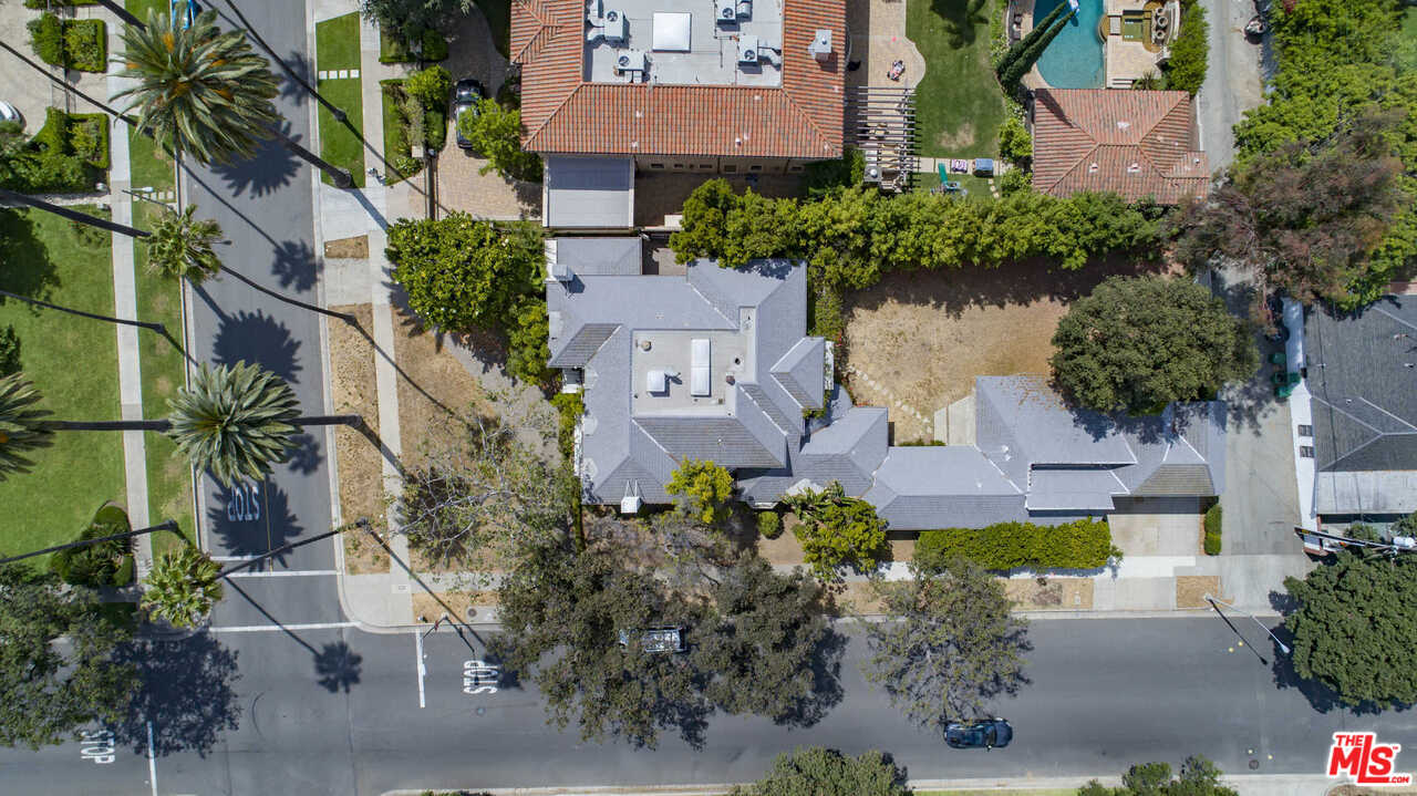633 Foothill Road Beverly Hills, CA 90210 - Photo 7 of 7