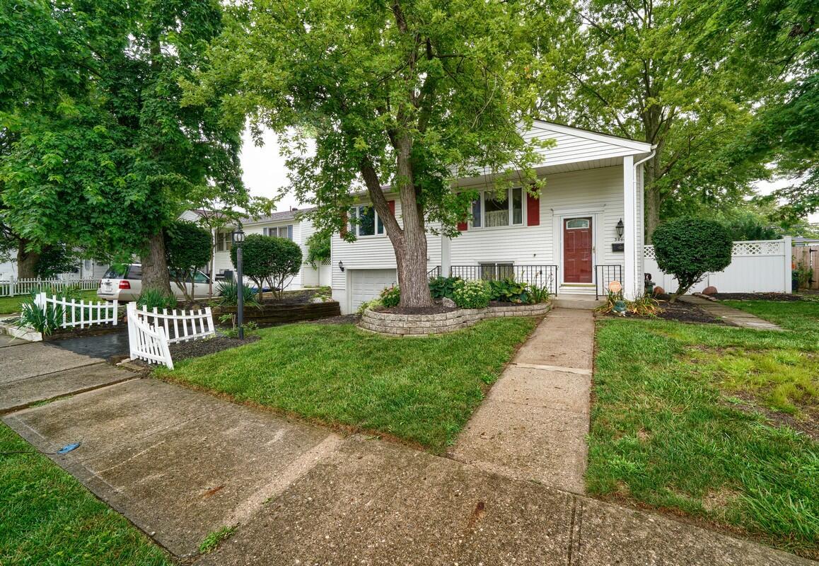 3846 Frazier Road East Columbus, OH 43207 - Photo 1 of 33