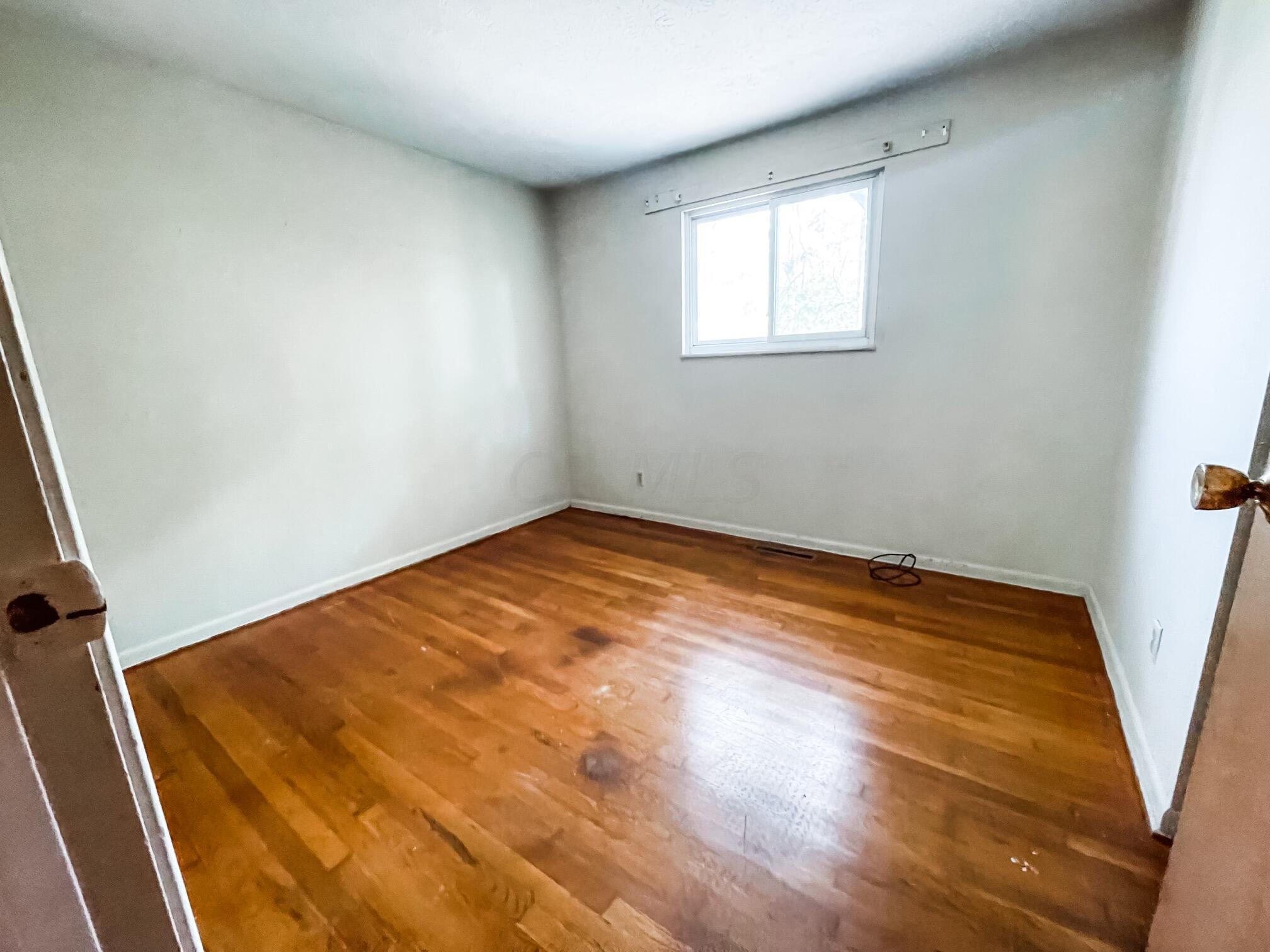 3846 Frazier Road East Columbus, OH 43207 - Photo 22 of 33