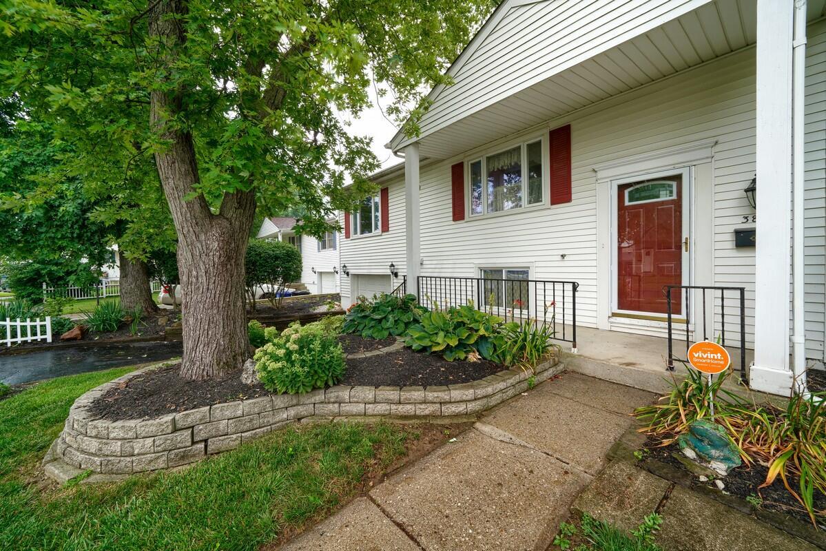 3846 Frazier Road East Columbus, OH 43207 - Photo 3 of 33